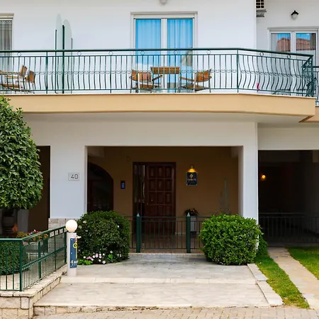 4Keys House - Apartment 2